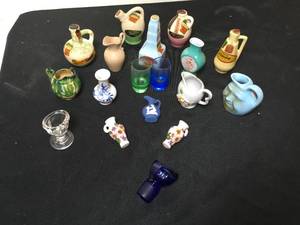 lot 157 image: Antique Miniature Collectible Lot