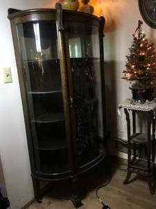 lot 12 image: Glass  Wood Curio Cabinet