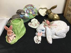 lot 93 image: Antique Easter Holiday Decor