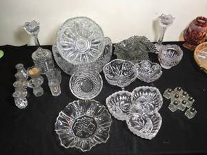 lot 236 image: Assorted Crystal Glassware