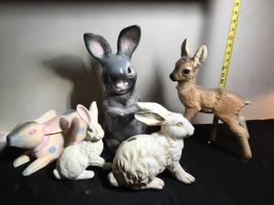lot 207 image: Holiday Easter Dcor