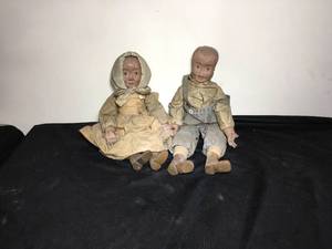 lot 39 image: Maynard Arnett Country Dolls