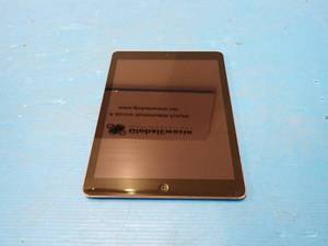lot 29 image: Apple&nbspiPad Air 1st Gen A1474  16GB of storage  WIFI Only  Includes Charging Cable 