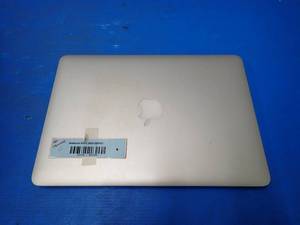 lot 35 image: Apple MacBookPro11,1 A1502 &nbspINTEL CORE I7-4558U 2.8 Ghz  8GB DDR3L SDRAM  500GB SSD  13.3 screen with 2560 x 1600 Resolution  Includes power adapter and IOS 