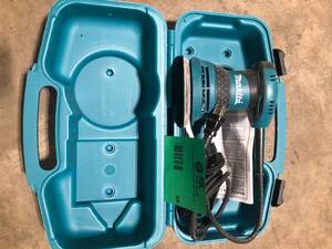 lot 59 image: Makita 3 Amp 5 in. Corded Variable Speed Random Orbital Sander with case customer return see pictures