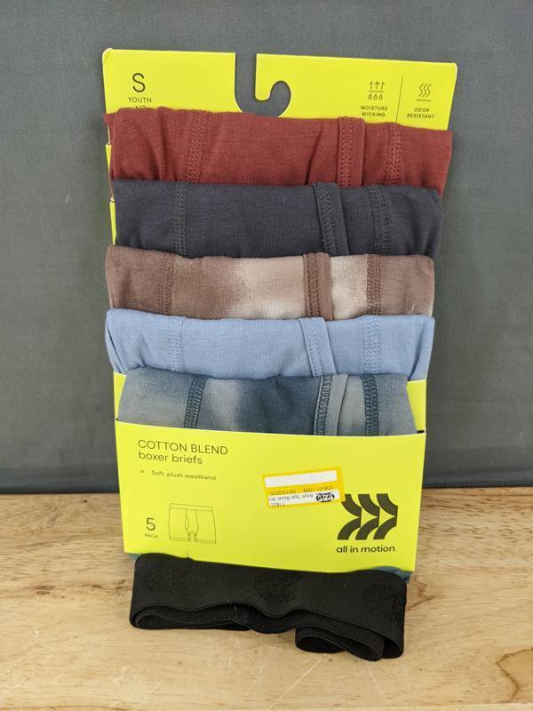 lot 70C image: All in Motion Youth Cotton Blend Boxer Briefs 5-Pack, Size Small - Brand New