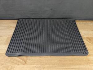 lot 117M image: Gray Silicone Electric Stove Cover  Dish Drying Mat 27.75 x 20 in - Brand New B