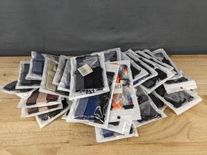 lot 171 image: Resellers Dream 34 New Watch Straps, Variety of Colors, Braided Styles - Brand New B