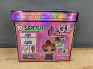 lot 132M image: LOL Surprise Furniture Series 2 Road Trip Set $36 Retail - Brand New M