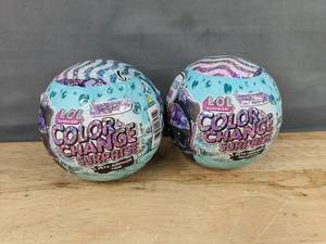 lot 40M image: 2 LOL Surprise Color Change Surprise Glitter Hair Pets - Brand New M