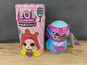 lot 84M image: LOL Surprise Hairgoals Makeover Series Doll & Color Change Surprise Set - Brand New M
