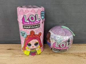 lot 240M image: LOL Surprise Hairgoals Makeover Series & Present Surprise Winter Chill Doll - Brand New M