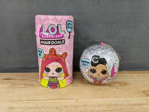 lot 276M image: LOL Surprise Bling Series & Hairgoals Makeover Series Doll - Brand New M
