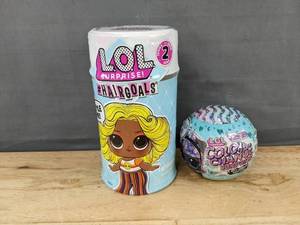 lot 52M image: LOL Surprise Hairgoals Series 2 Doll & Color Change Pets - Brand New M