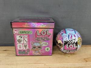 lot 140M image: LOL Surprise Movie Magic Ball & Furniture Ice Cream Pop-Up - Brand New M