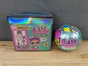 lot 108M image: LOL Surprise Furniture Roller Rink Set and Dance Dance Dance Ball - Brand New M