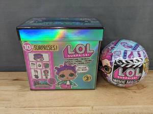 lot 304M image: LOL Surprise Furniture Roller Rink Set & Movie Magic Doll - Brand New M