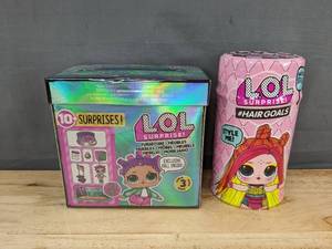 lot 164M image: LOL Surprise Furniture Roller Rink & Hairgoals Doll - Brand New M