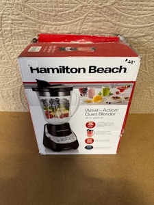 lot 14 image: Hamilton Beach Wave-Action Quiet Blender with 48 oz Glass Jar