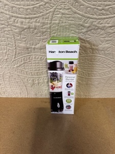 lot 15 image: Hamilton Beach Personal Blender