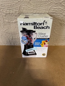 lot 17 image: Hamilton Beach Wave Crusher Multi-Function Blender