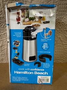 lot 121 image: Hamilton Beach OpenStation Electric Can Opener with Tools