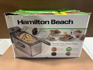 lot 235 image: Hamilton Beach Family-Size Deep Fryer 12 Cup Oil Capacity