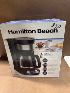 lot 256 image: Hamilton Beach Programmable 12-Cup Coffee Maker