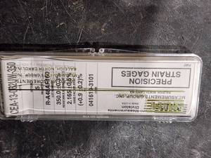 lot 9TLT image: Precision strain gauges (587404)