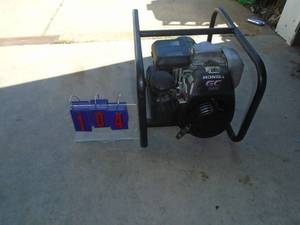 Honda powered 3000 watt North Start generator. Used but does work. As shown.