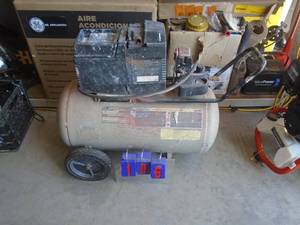 Devillbis 5 hp 20 gal air compressor. Used condition. Tested & works. Needs muffler. As shown.