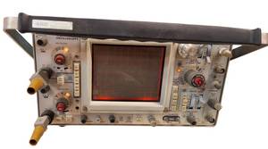 lot 14 image: Vintage-Tektronix 465 Analog Oscilloscope    RADIO GEAR