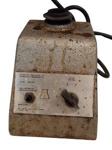 lot 15 image: Scientific Industries - Vortex Genie model number  K 550 G Variable Speed Mixer  Shaker