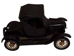 lot 34 image: Collectors - National Motor Museum Mint 1925 FORD MODEL T TOURING CAR