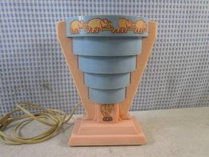 lot 17 image: (FS) Vintage Kids Lamp 9 Tall - Wo...
