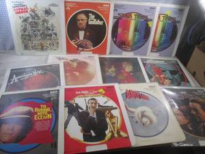 lot 23 image: (BS) Assorted Vintage RCA SelectaVi...