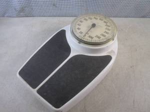 lot 34 image: (BS) Vintage Health O Meter Mechani...