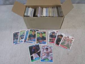 lot 47 image: (BSB) Box of Assorted Minnesota Twi...