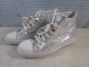 lot 63 image: (BSB) Pair of Gotta Flurt Sequin La...