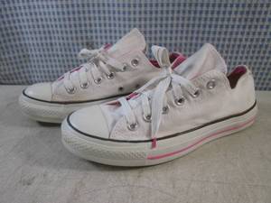 lot 66 image: (CSB) Pair of Converse All-Star Sho...