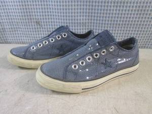 lot 67 image: (CSB) Pair of Converse One Star Bll...
