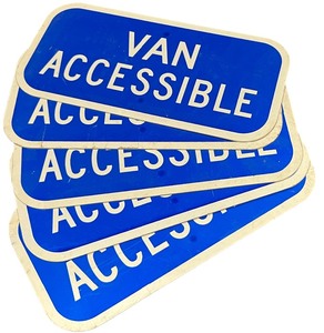 lot 083 image: Handicapped Sign Bundle, Qty 5