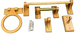 lot 213 image: Design House Dalton 4-Piece Bathroom Hardware Kit in Honey Oak