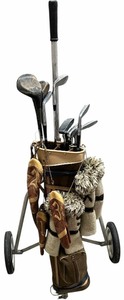 lot 005 image: Vintage Golf Bag on a Pull Cart with Golf Clubs and Covers