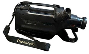 lot 009 image: Panasonic OmniMovie VHS Camcorder