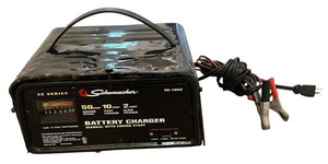 lot 249 image: Schumacher SE-1052 50amp10amp2amp Battery Charger