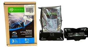 lot 084 image: Seagate SkyHawk 3.5 Internal Drive, model ST8000VX0022