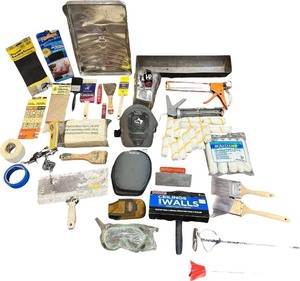 lot 149 image: Painters Bundle