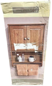 lot 301 image: Oak 2-Door Wall Cabinet 19 316 X 5 34 X 25 58