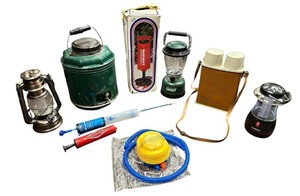 lot 327 image: Camping Bundle